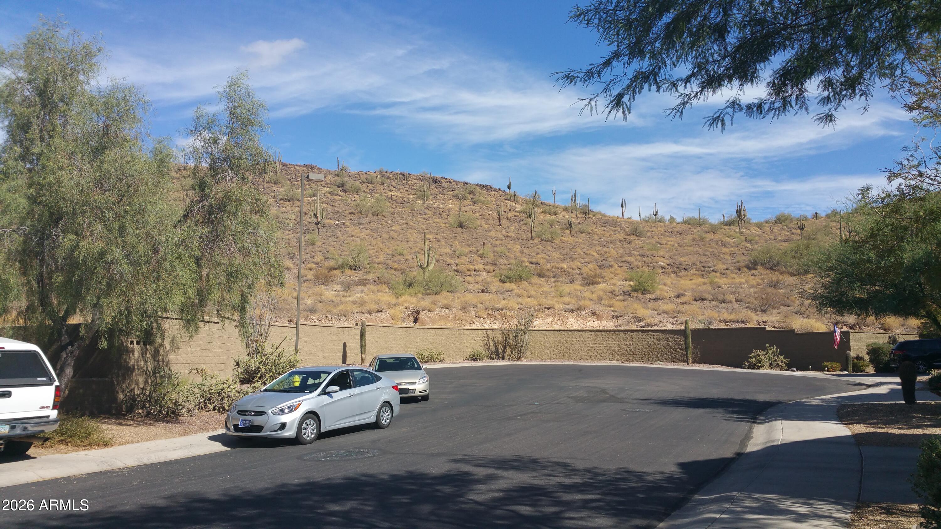 3735 W DESERT CREEK Court