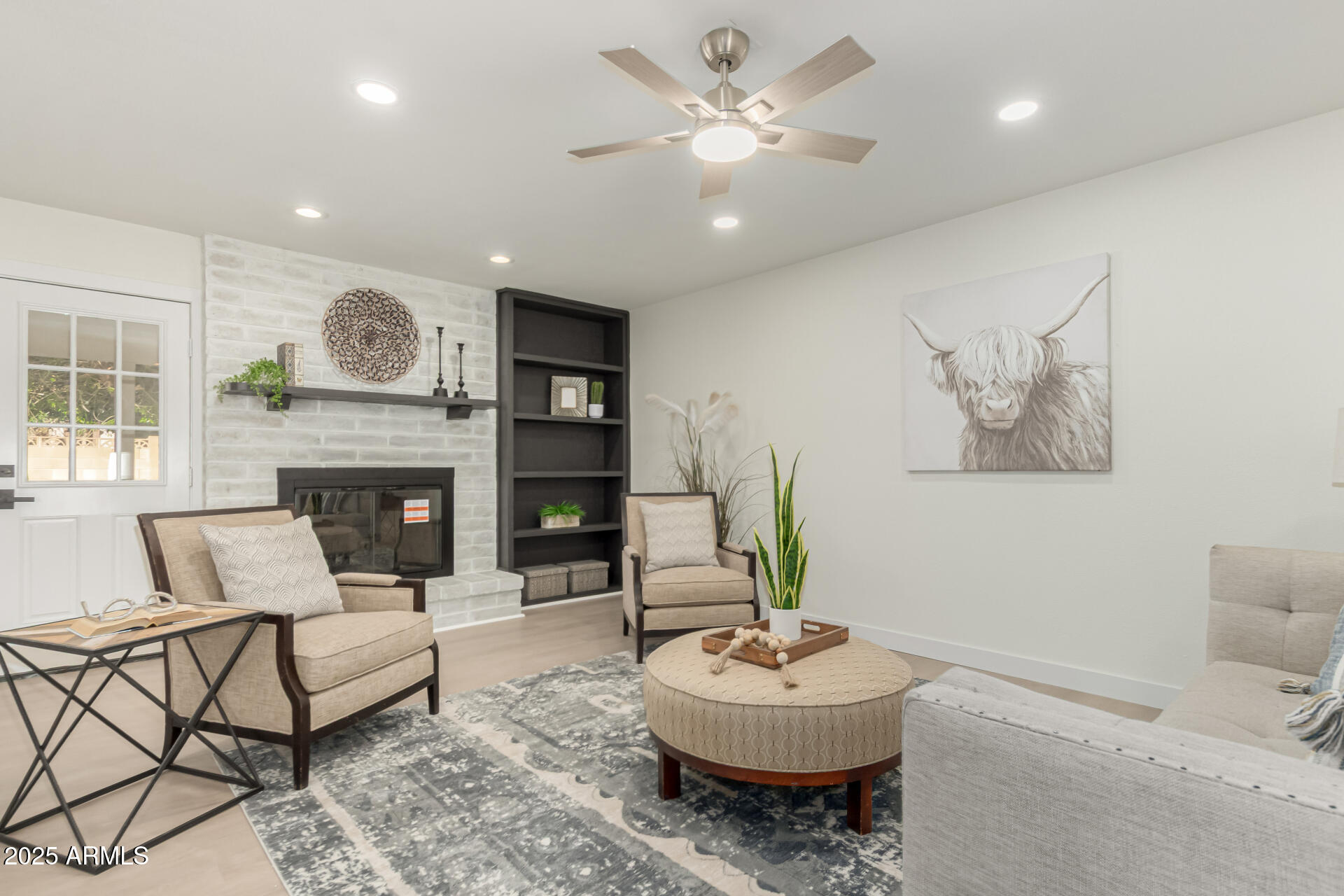 6048 E HOBART Street