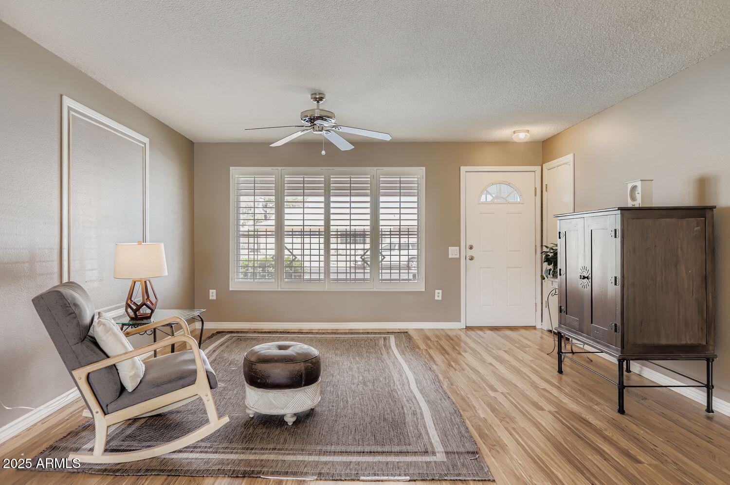 20025 N WILLOWCREEK Circle