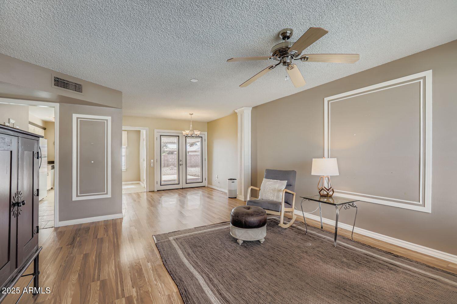 20025 N WILLOWCREEK Circle