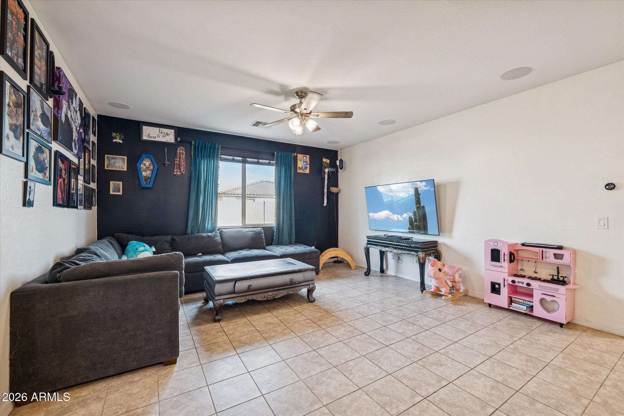 19946 W W Glenrosa Drive Drive