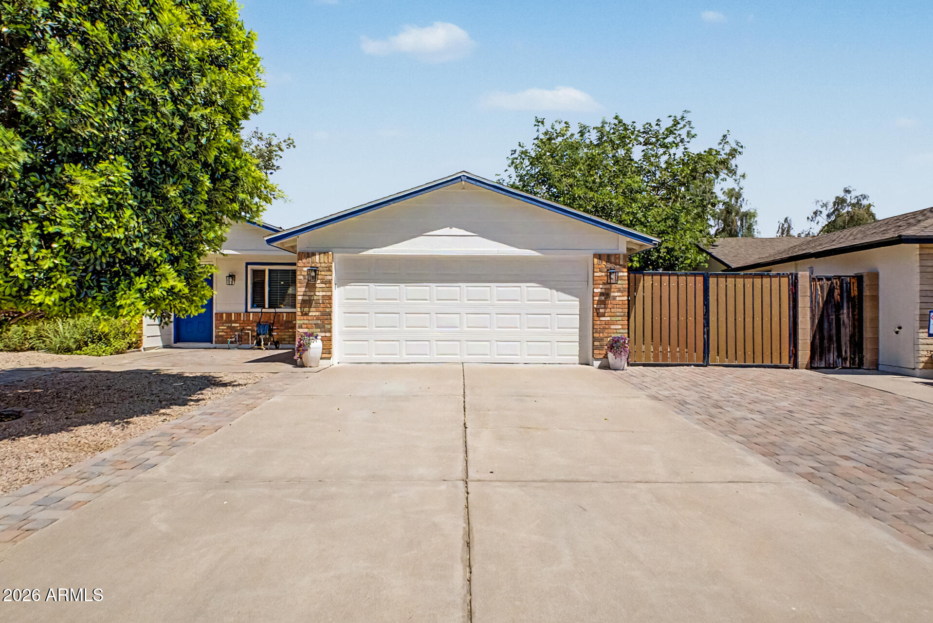 2115 N CENTRAL Drive