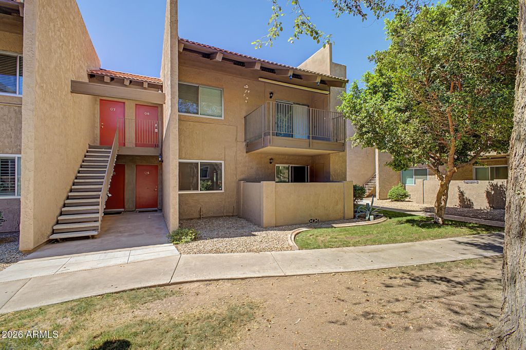 Photo of 5525 E Thomas Road #Q4, Phoenix, AZ 85018 (MLS # 7002777)