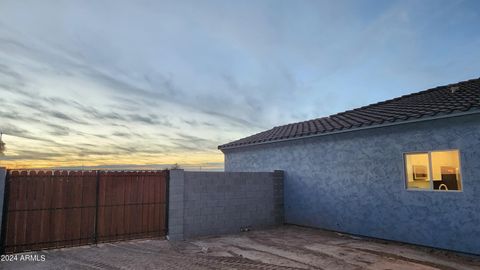 A home in Arizona City