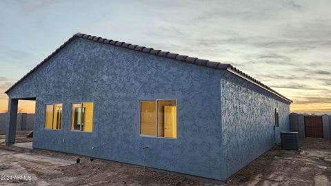 A home in Arizona City