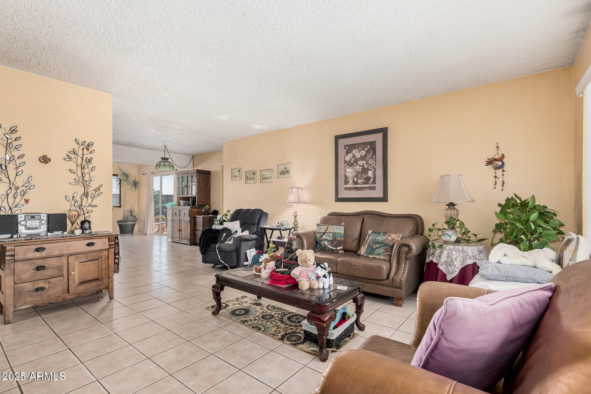 2937 S PENNINGTON Avenue