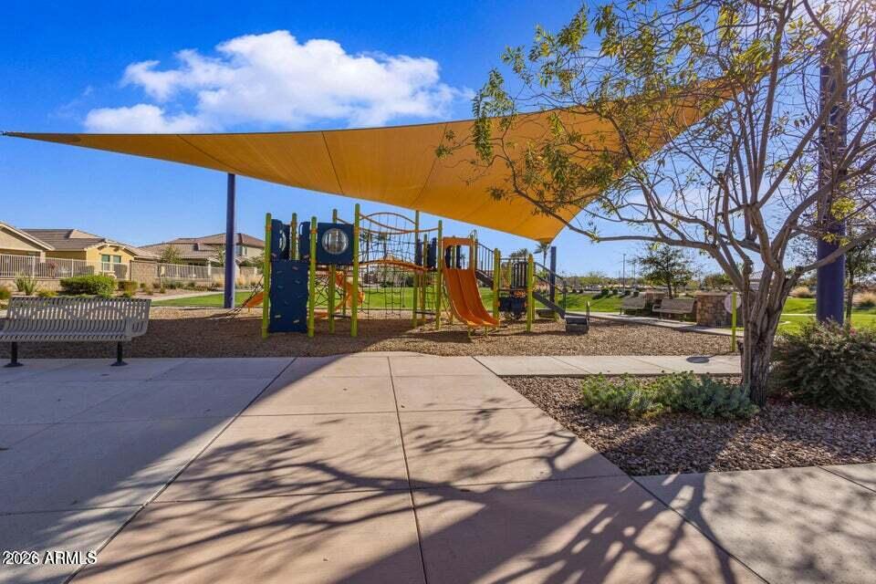 FULTON HOMES PROMENADE - Residential