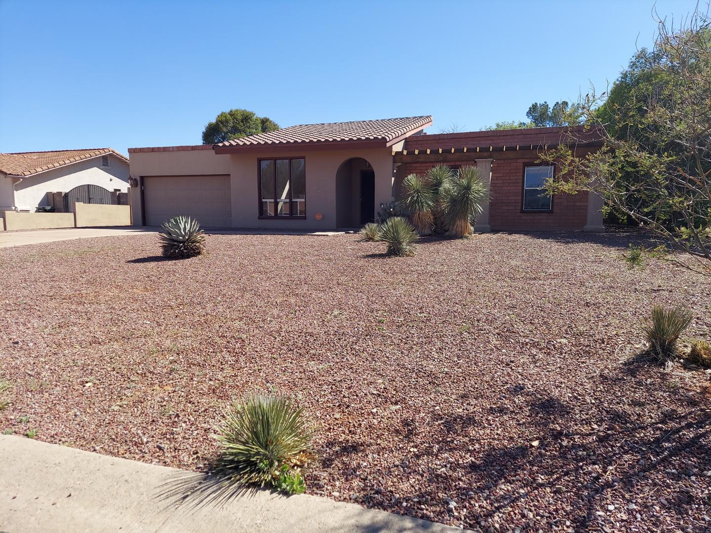 2604 Inverrary Drive
