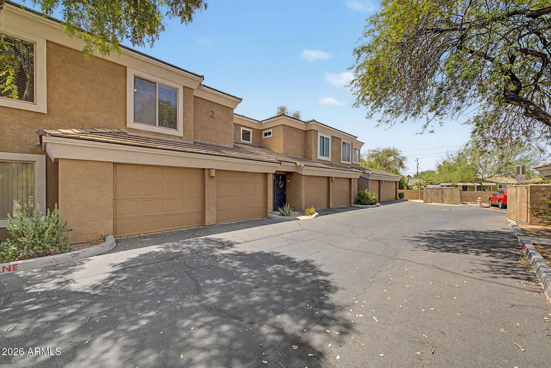 1411 E ORANGEWOOD Avenue 205