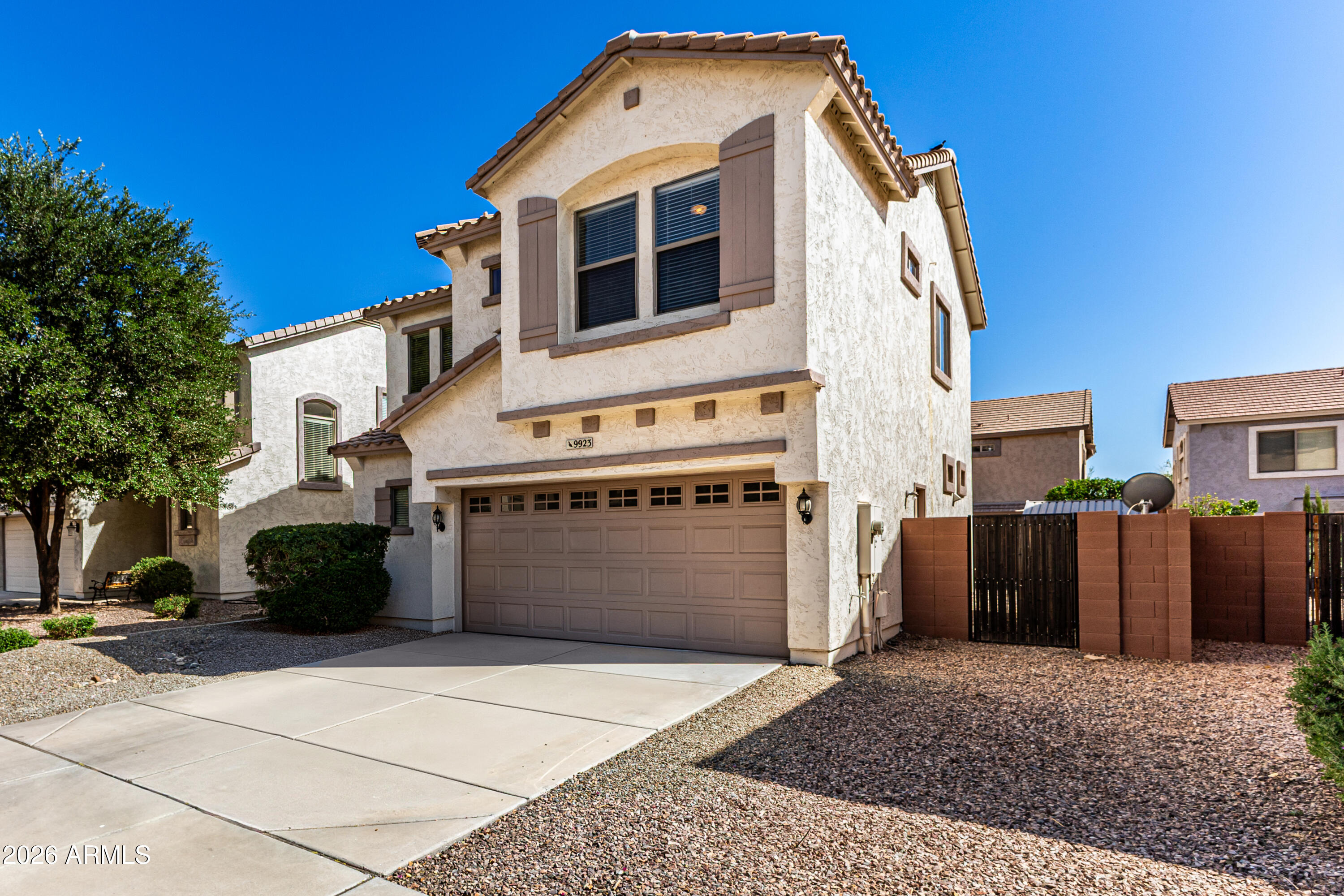 9923 E EDGEWOOD Avenue