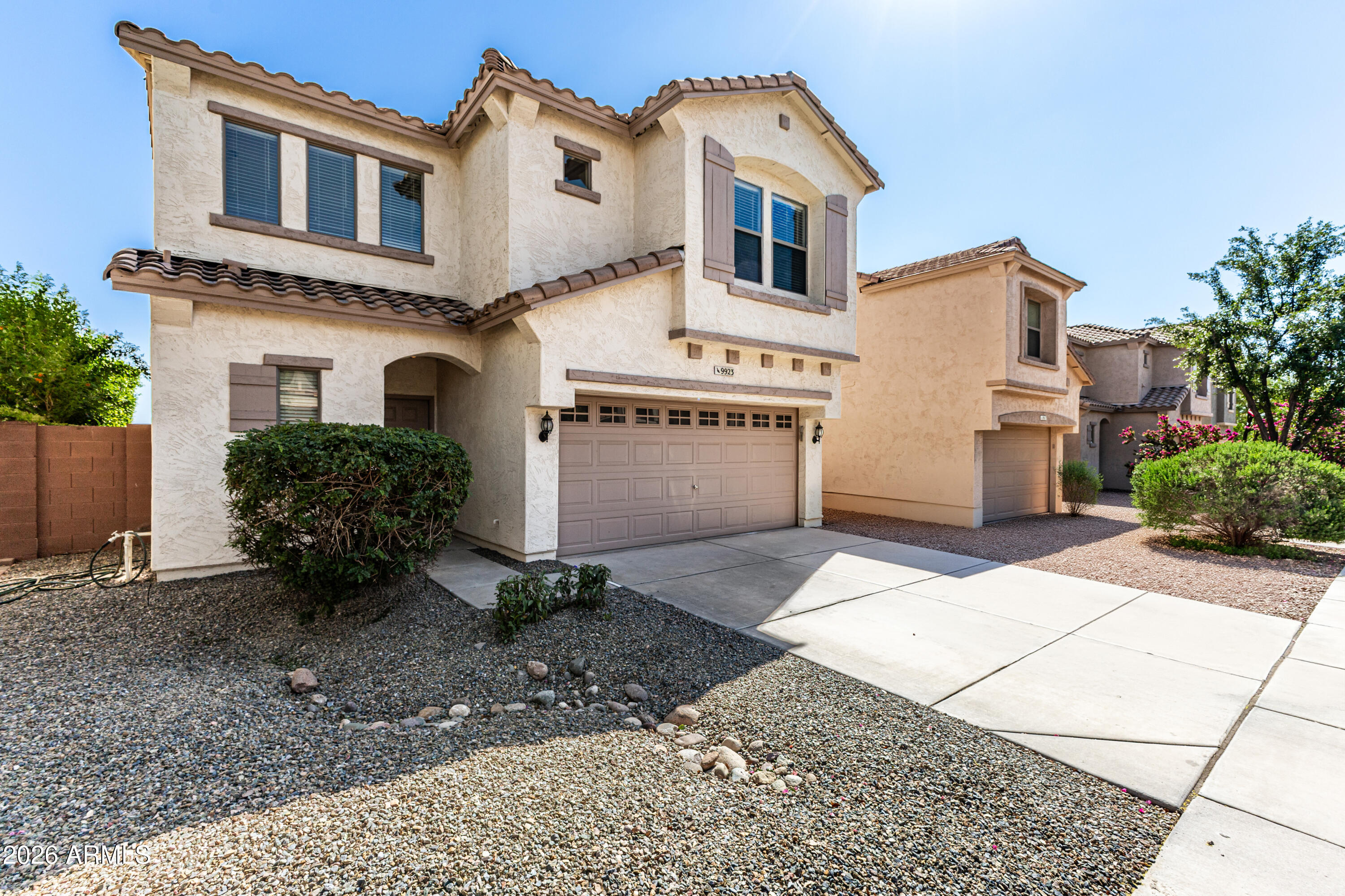 9923 E EDGEWOOD Avenue