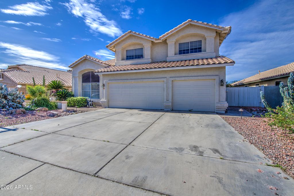 Photo of 12403 W Monte Vista Road, Avondale, AZ 85392 (MLS # 6996199)