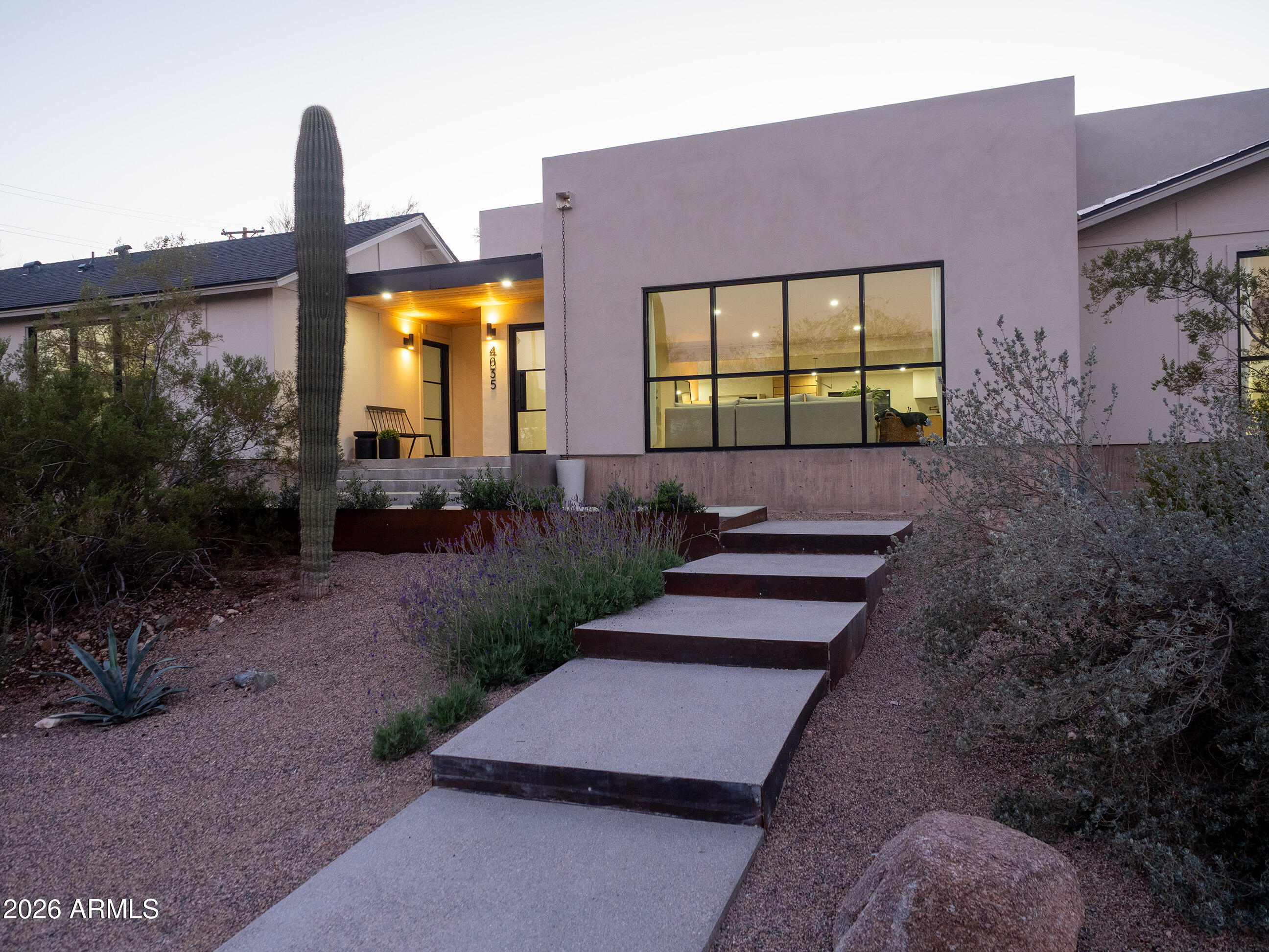 4035 E MCDONALD Drive