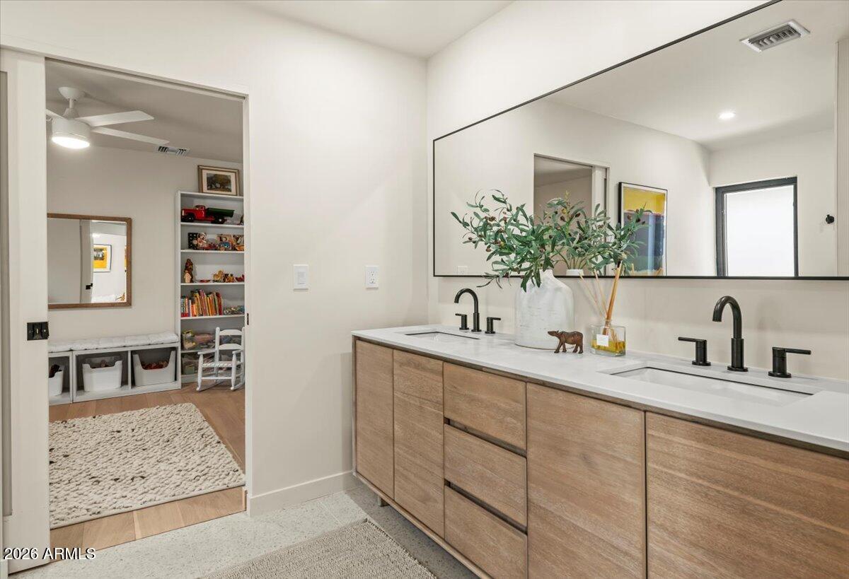 SHORT HILLS - Residential
