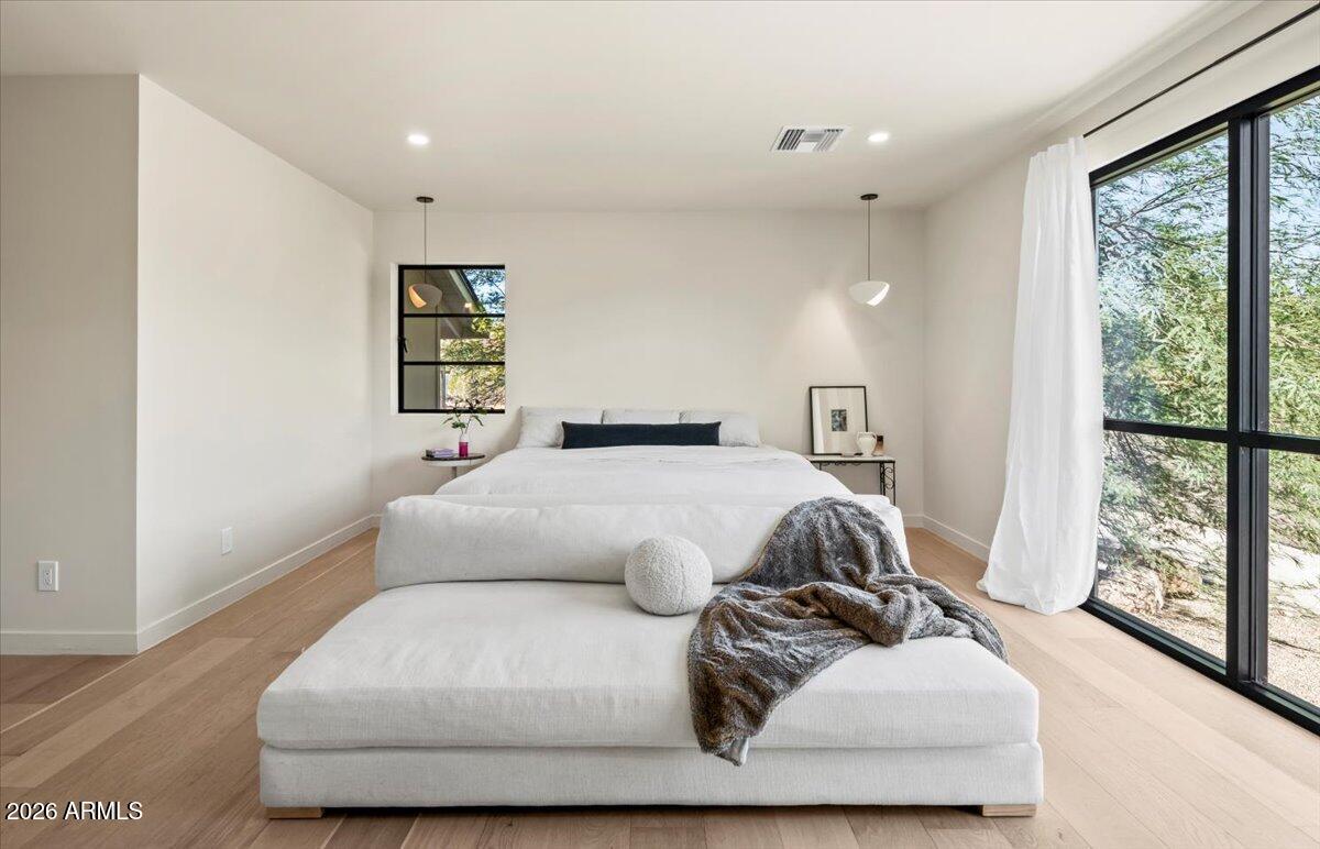 SHORT HILLS - Residential