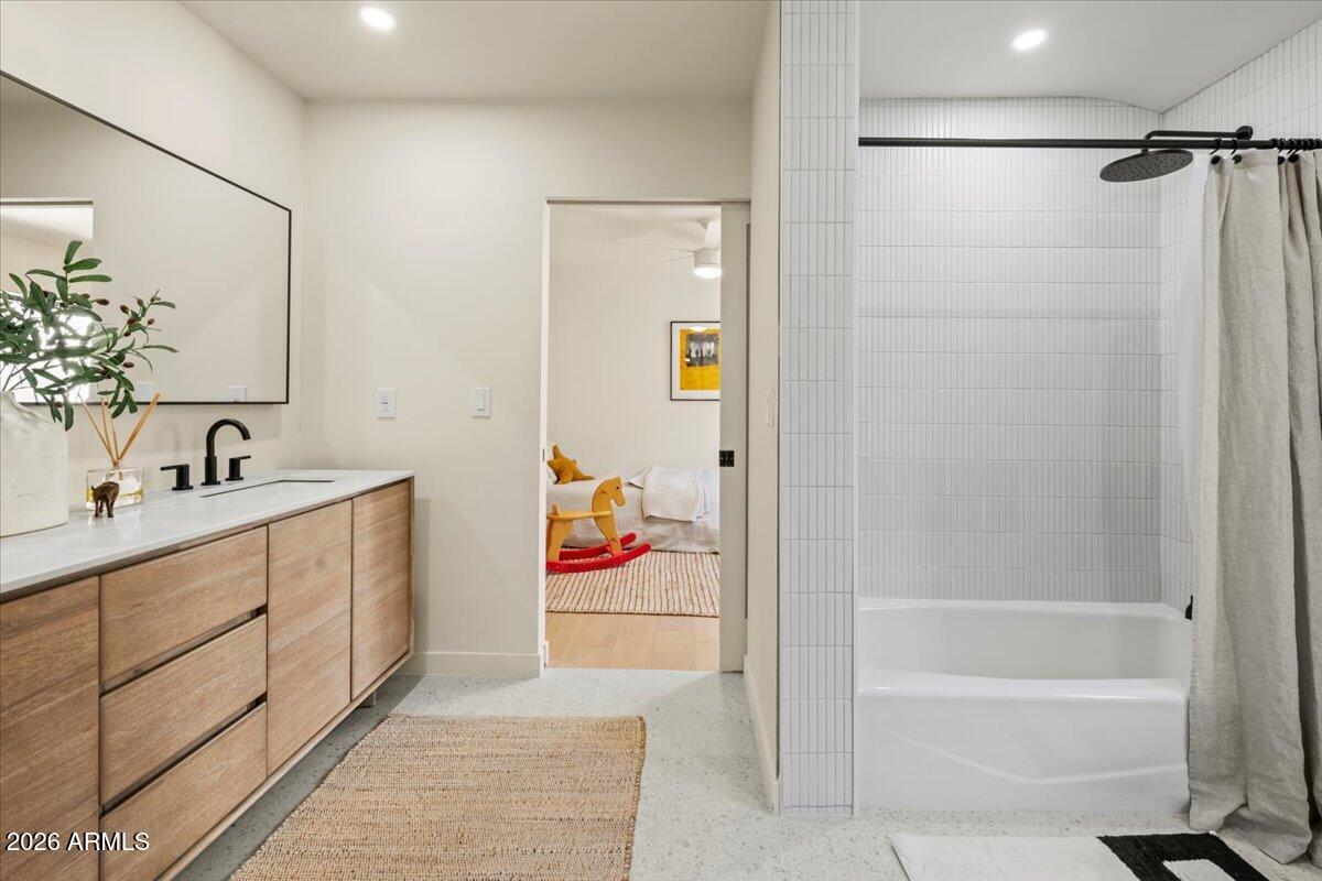 SHORT HILLS - Residential