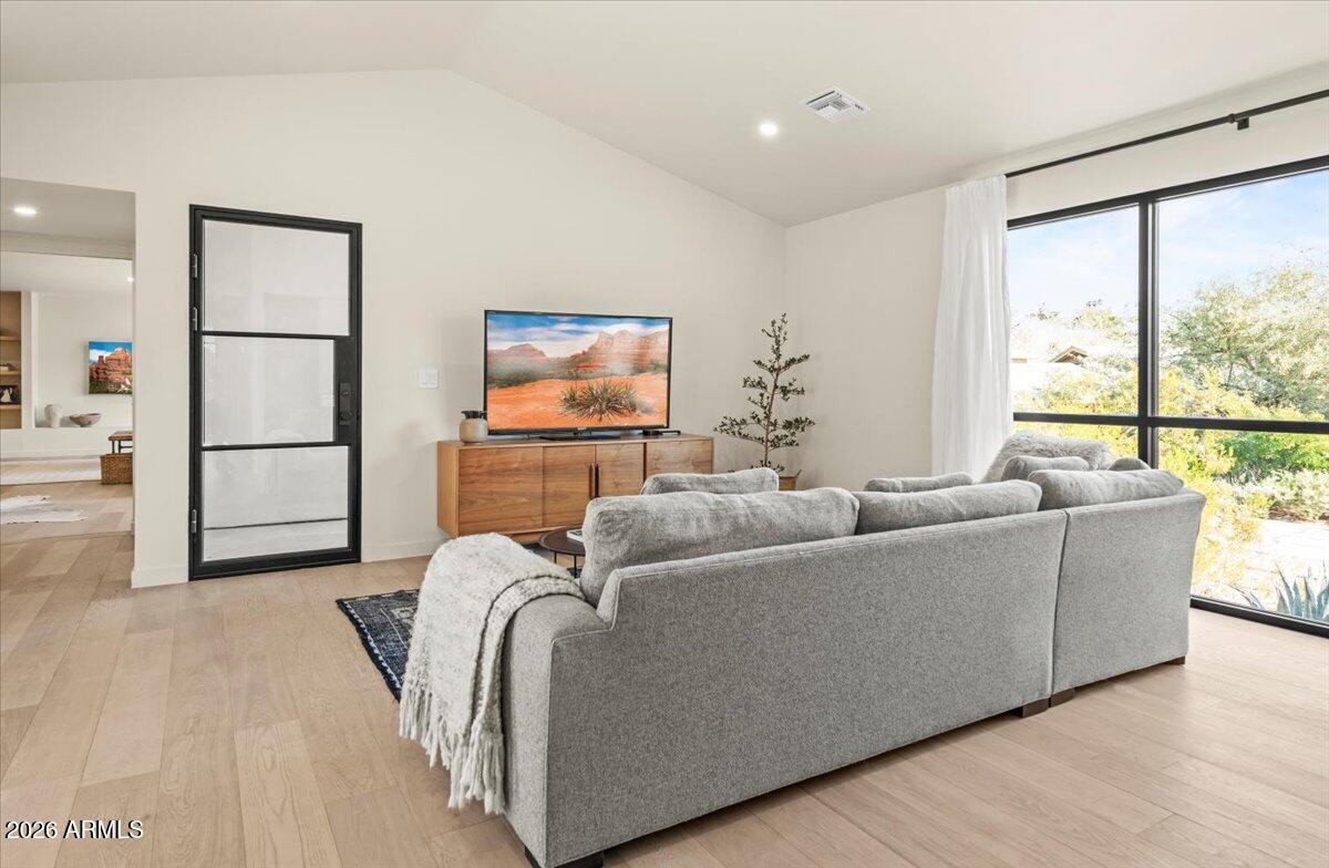 SHORT HILLS - Residential