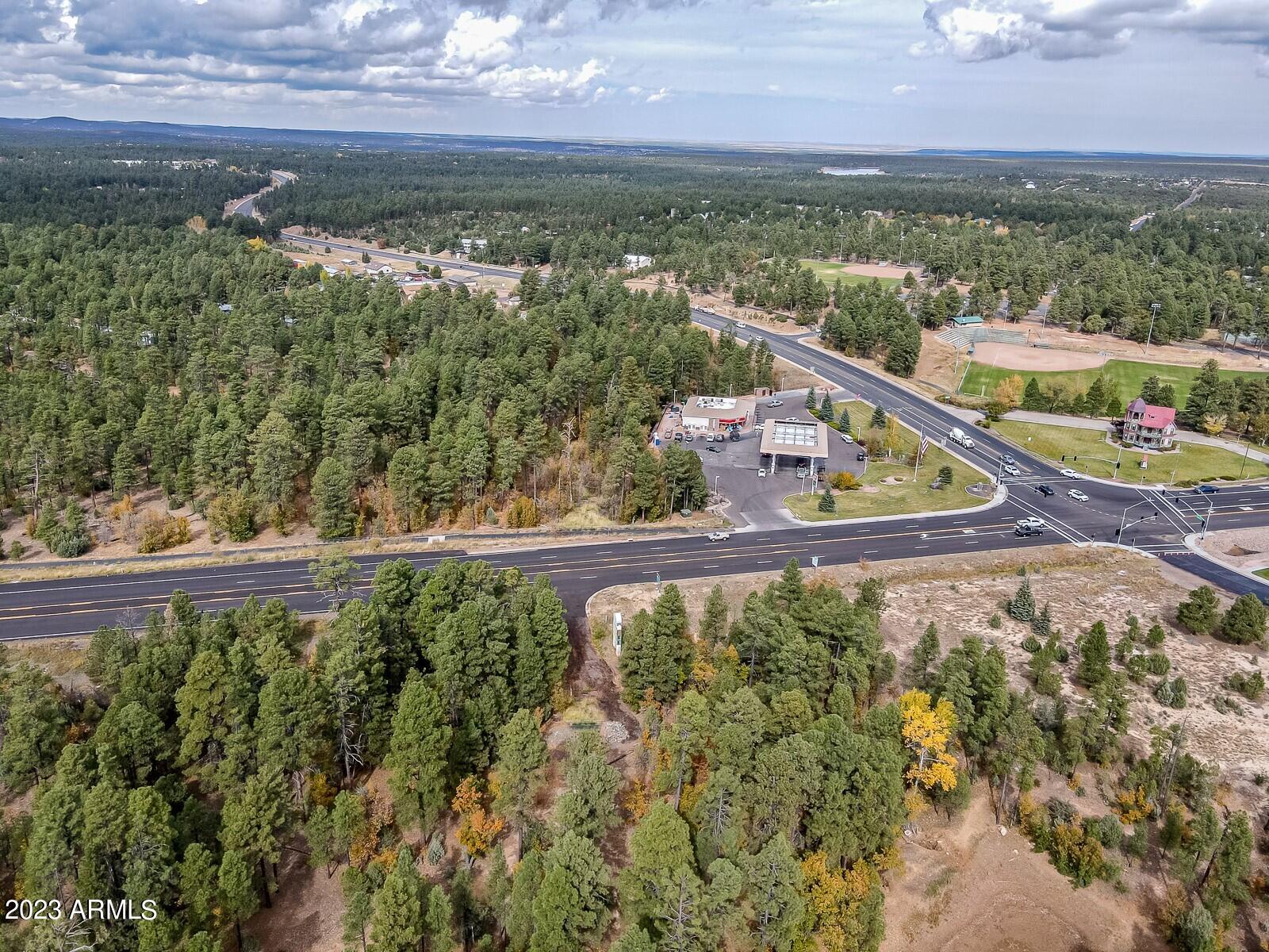 0 W Deuce of Clubs -- 6