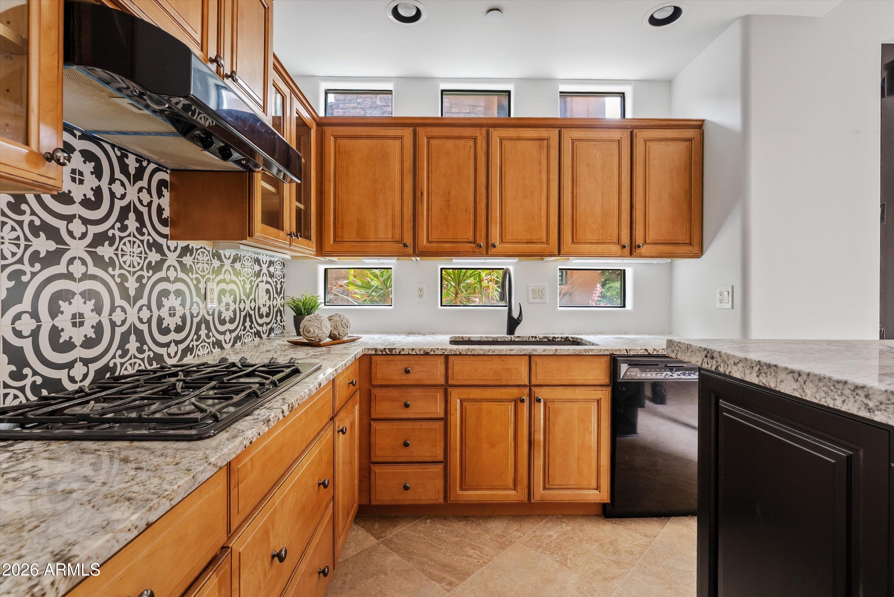 MONTACINO CAREFREE CONDOMINIUM - Residential