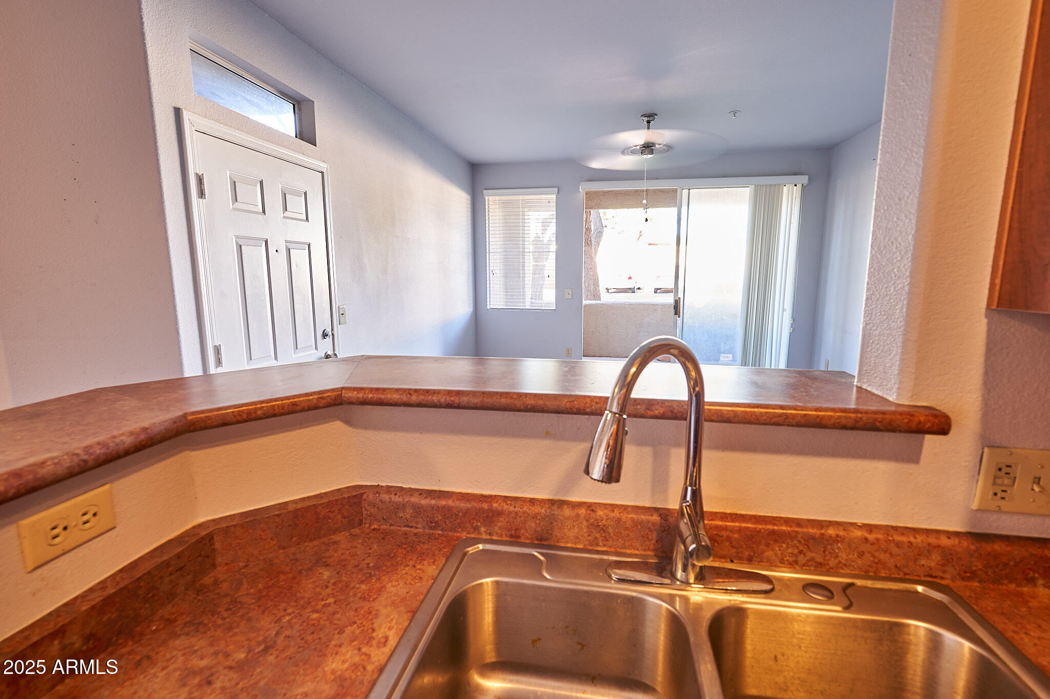 3830 E LAKEWOOD Parkway 1146