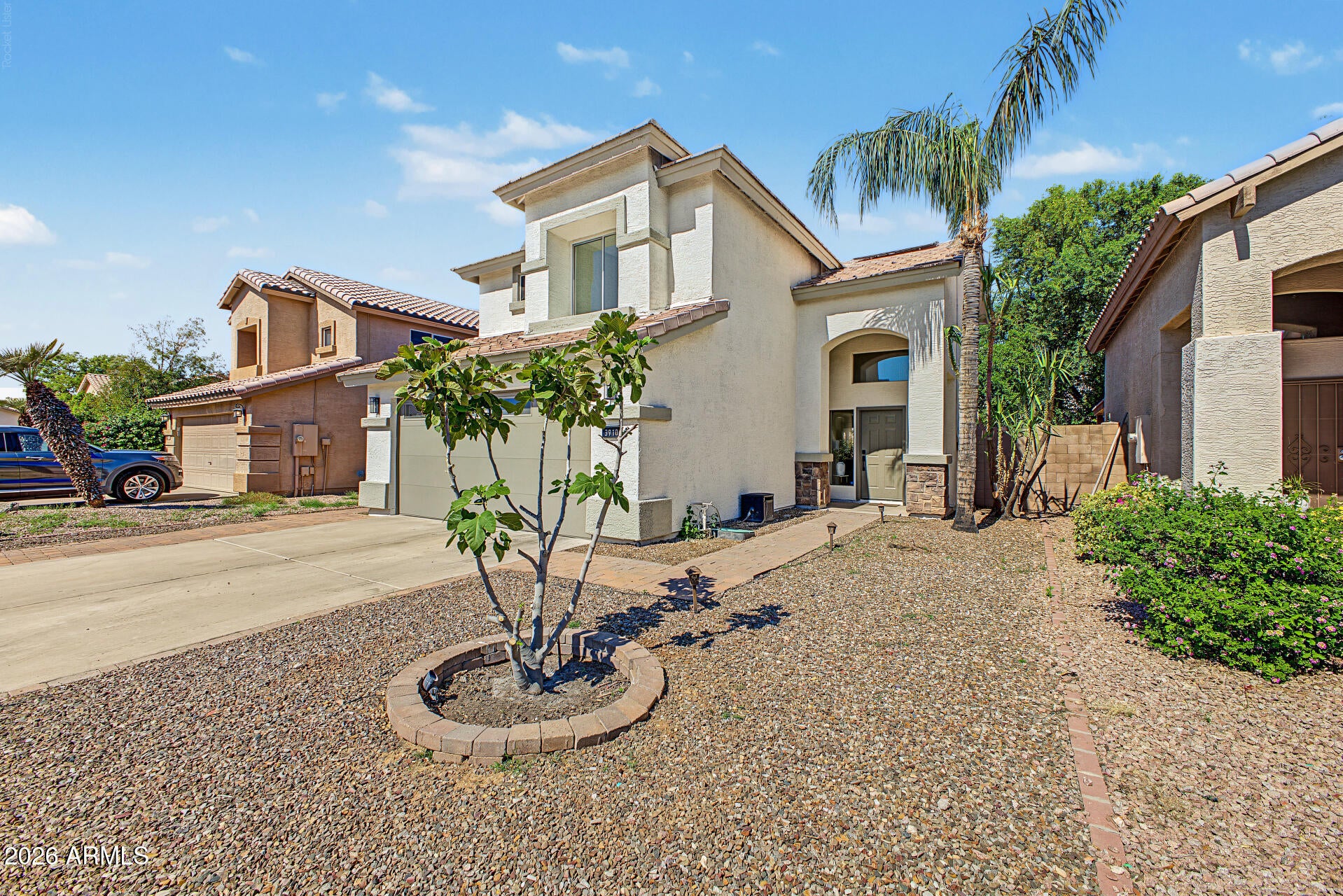 3910 E KIMBERLY Way