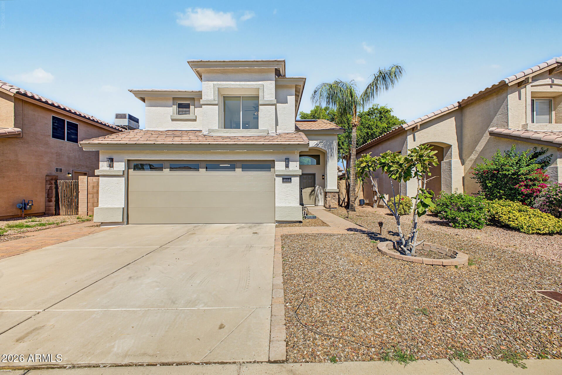 3910 E KIMBERLY Way