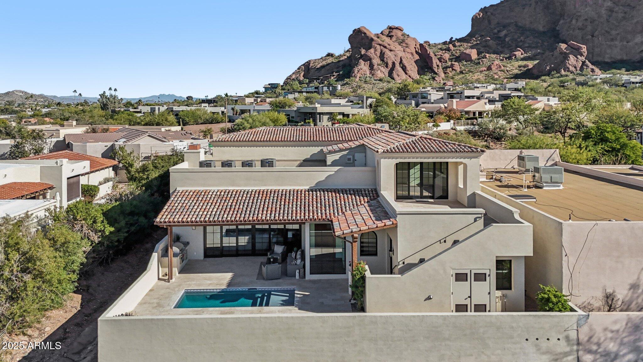 ECHO CANYON - Residential