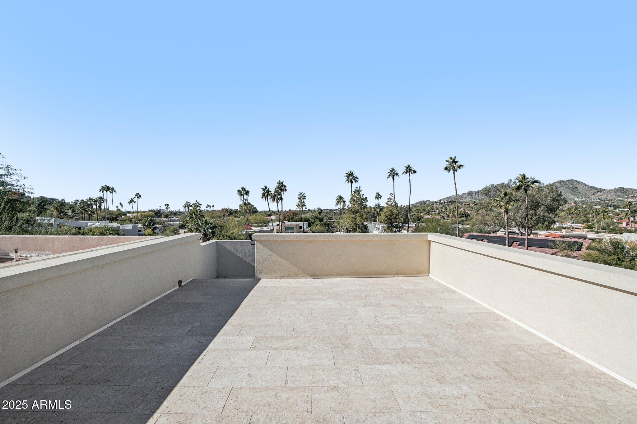 ECHO CANYON - Residential