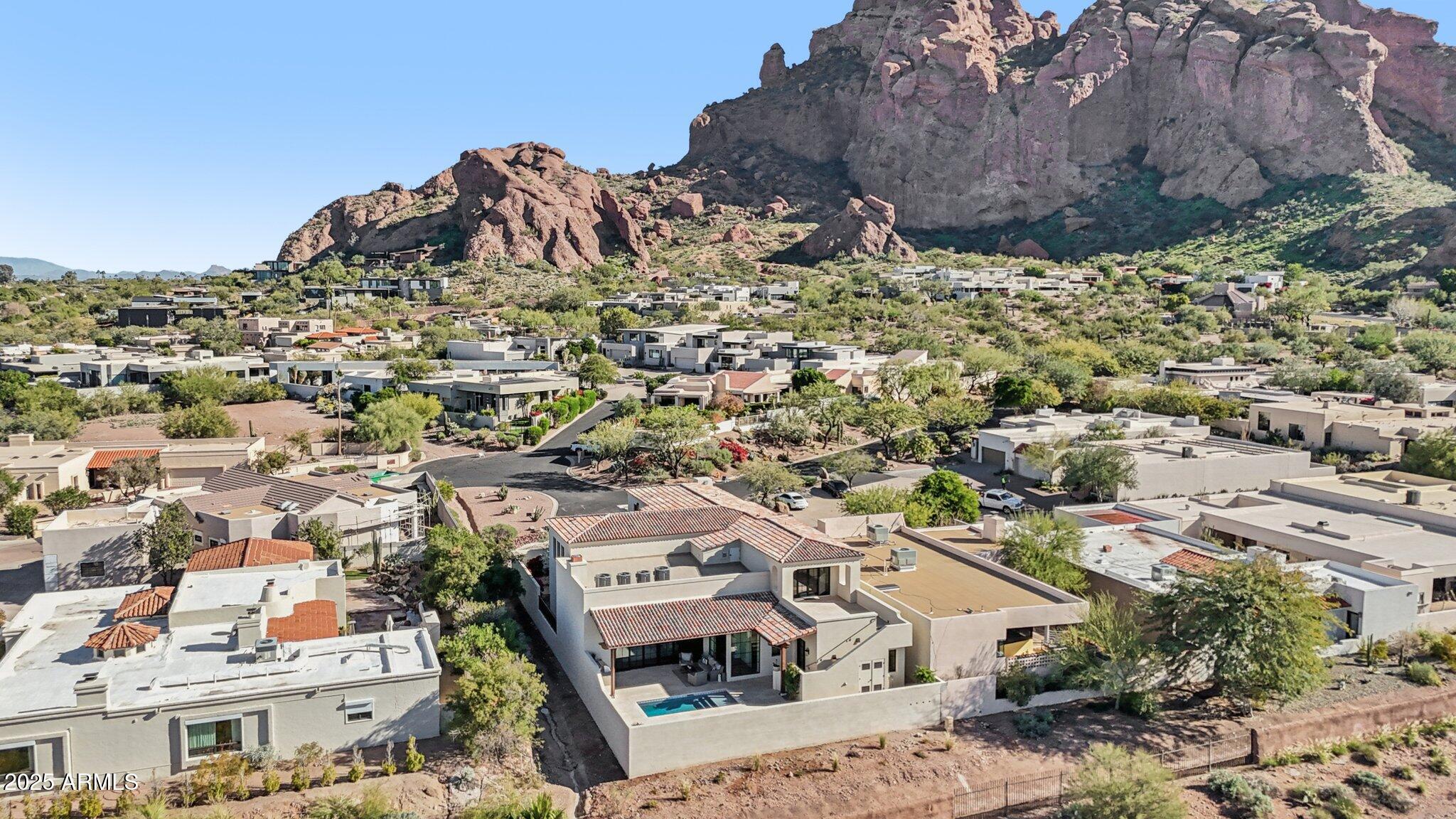 ECHO CANYON - Residential