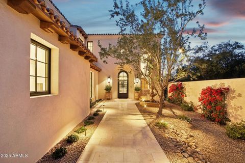 5830 N ECHO CANYON Lane Phoenix AZ 85018