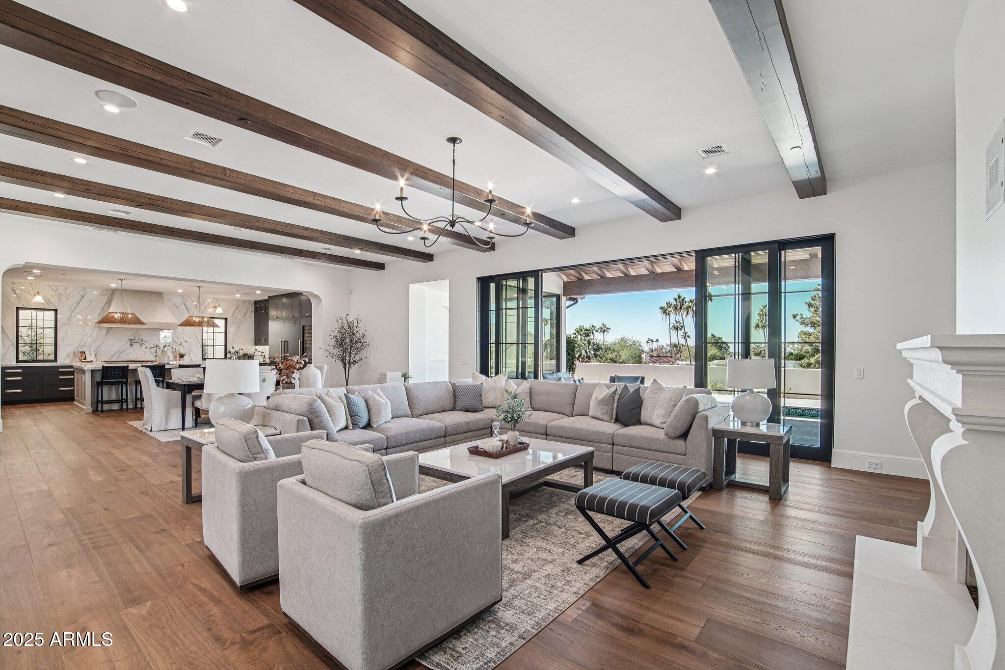 ECHO CANYON - Residential