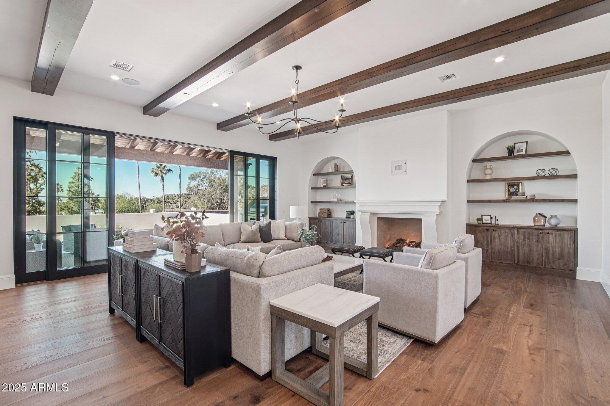 ECHO CANYON - Residential