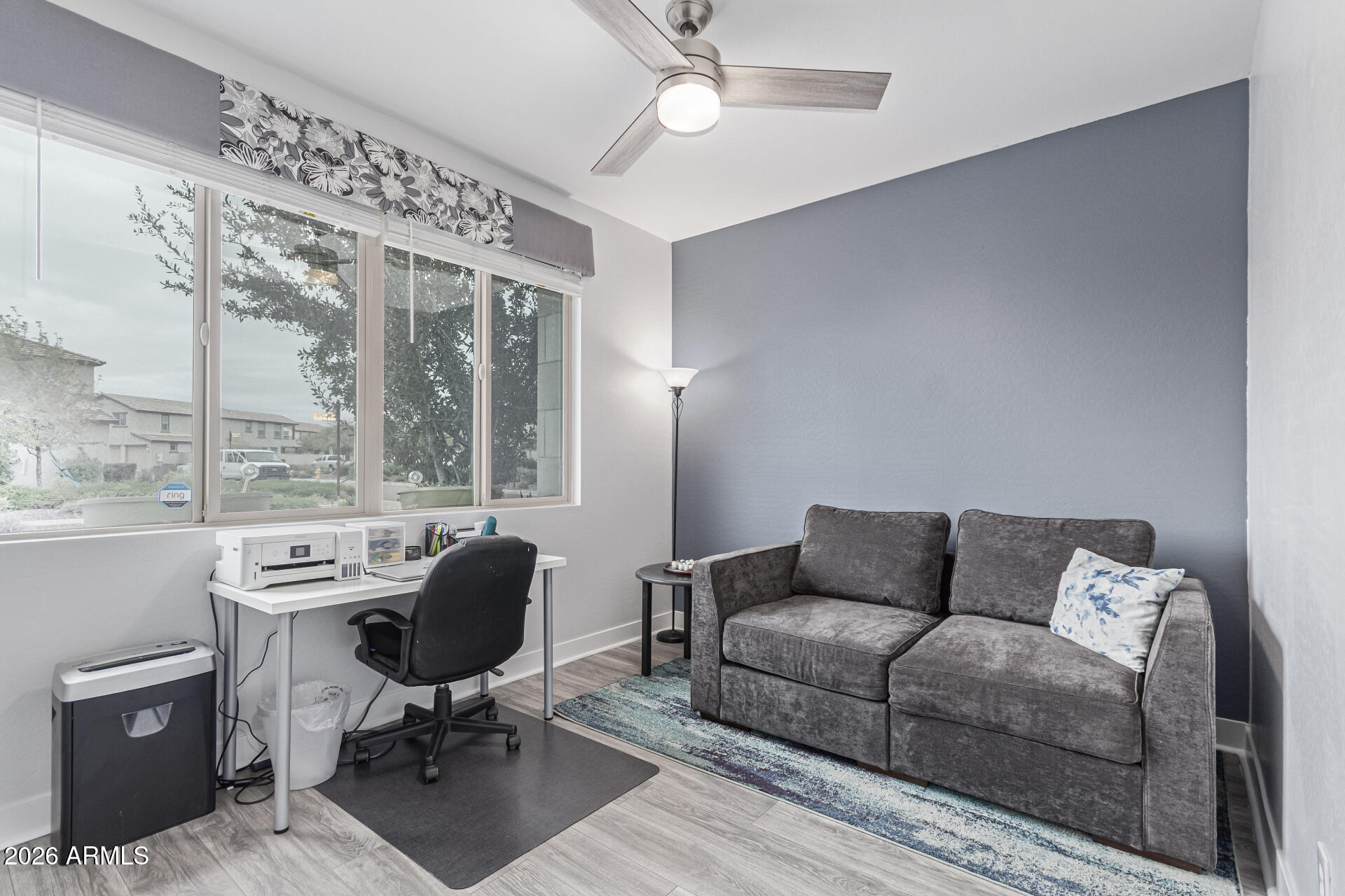 9757 E SUBURBAN Drive