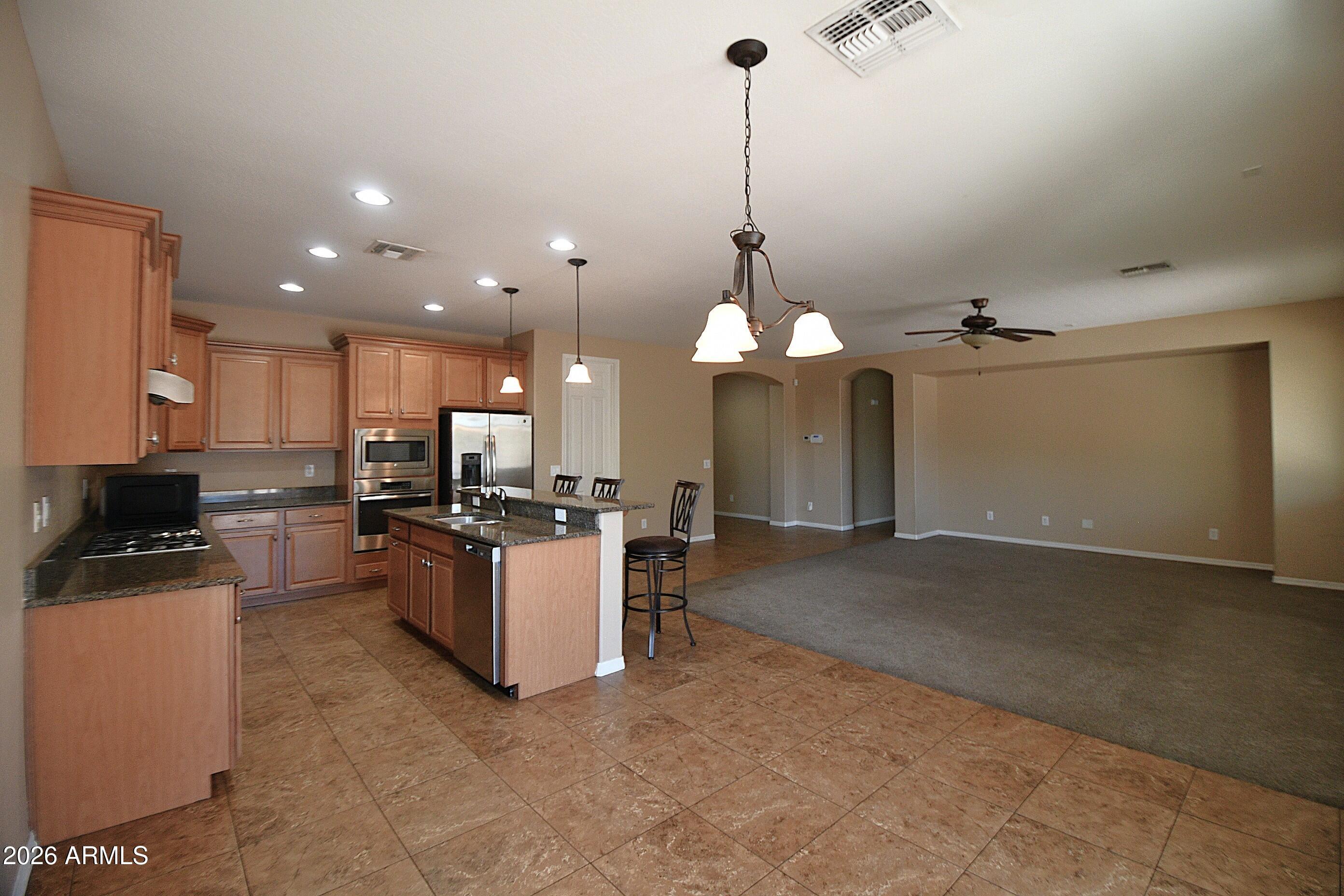 143 W SWEET SHRUB Avenue