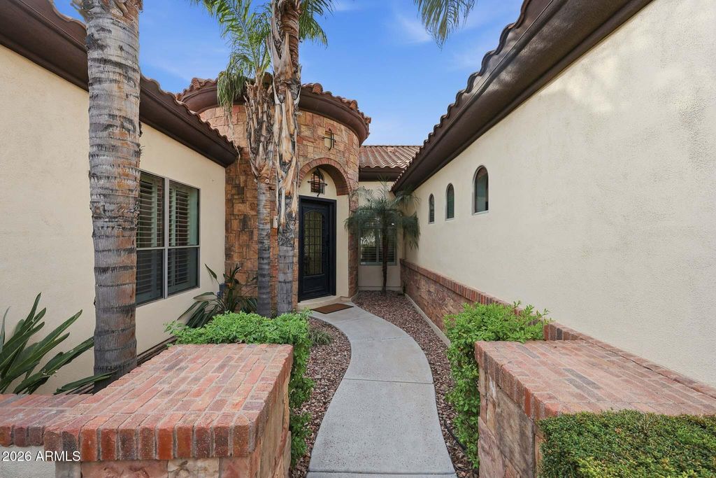 Photo of 6570 S Bogle Avenue, Chandler, AZ 85249 (MLS # 6980416)