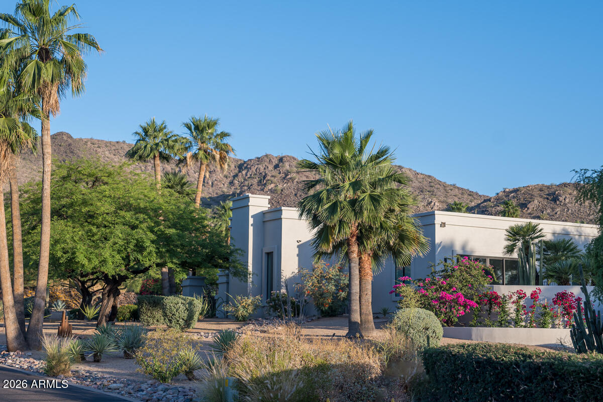 4708 E DESERT PARK Place