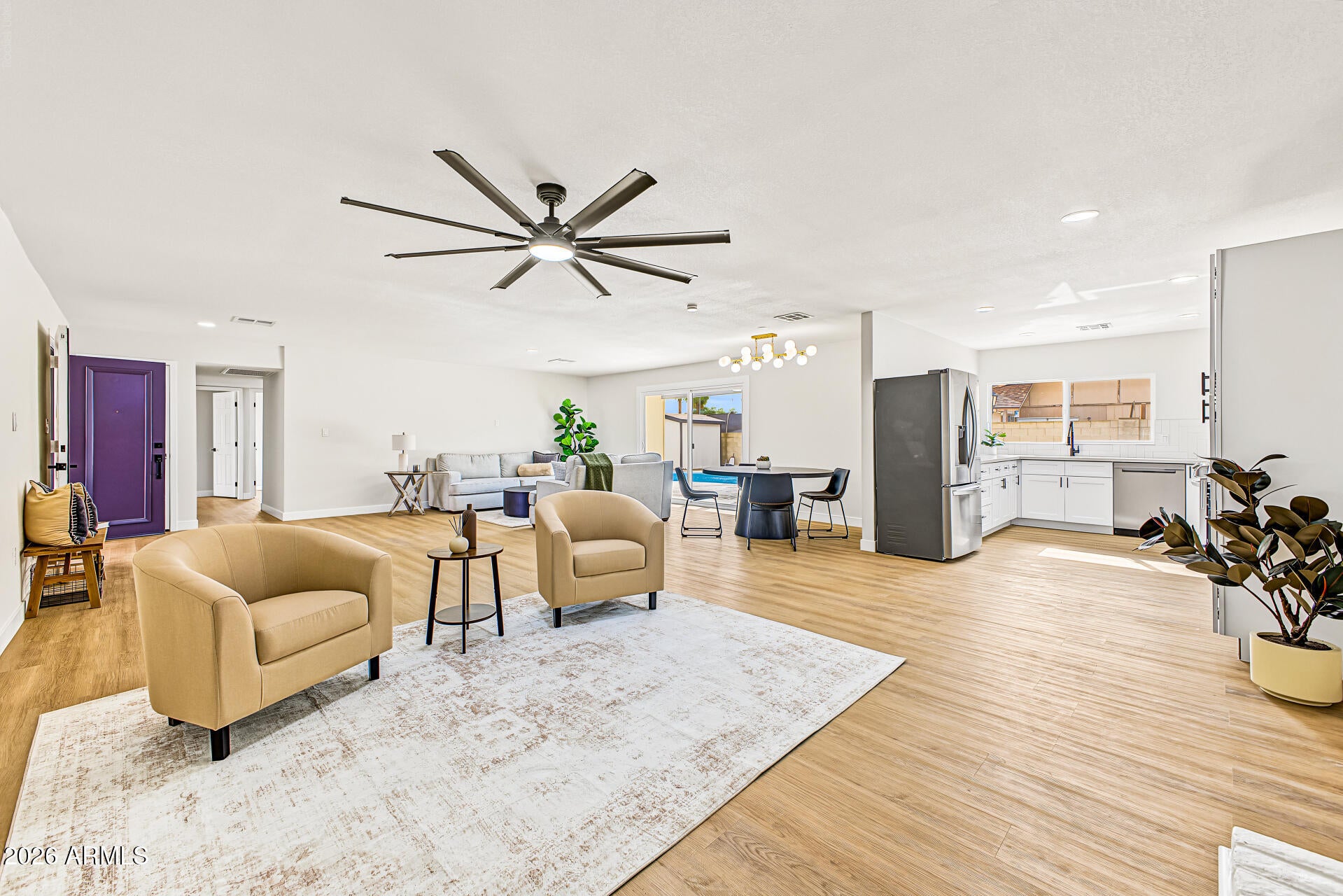 14216 N 39TH Drive