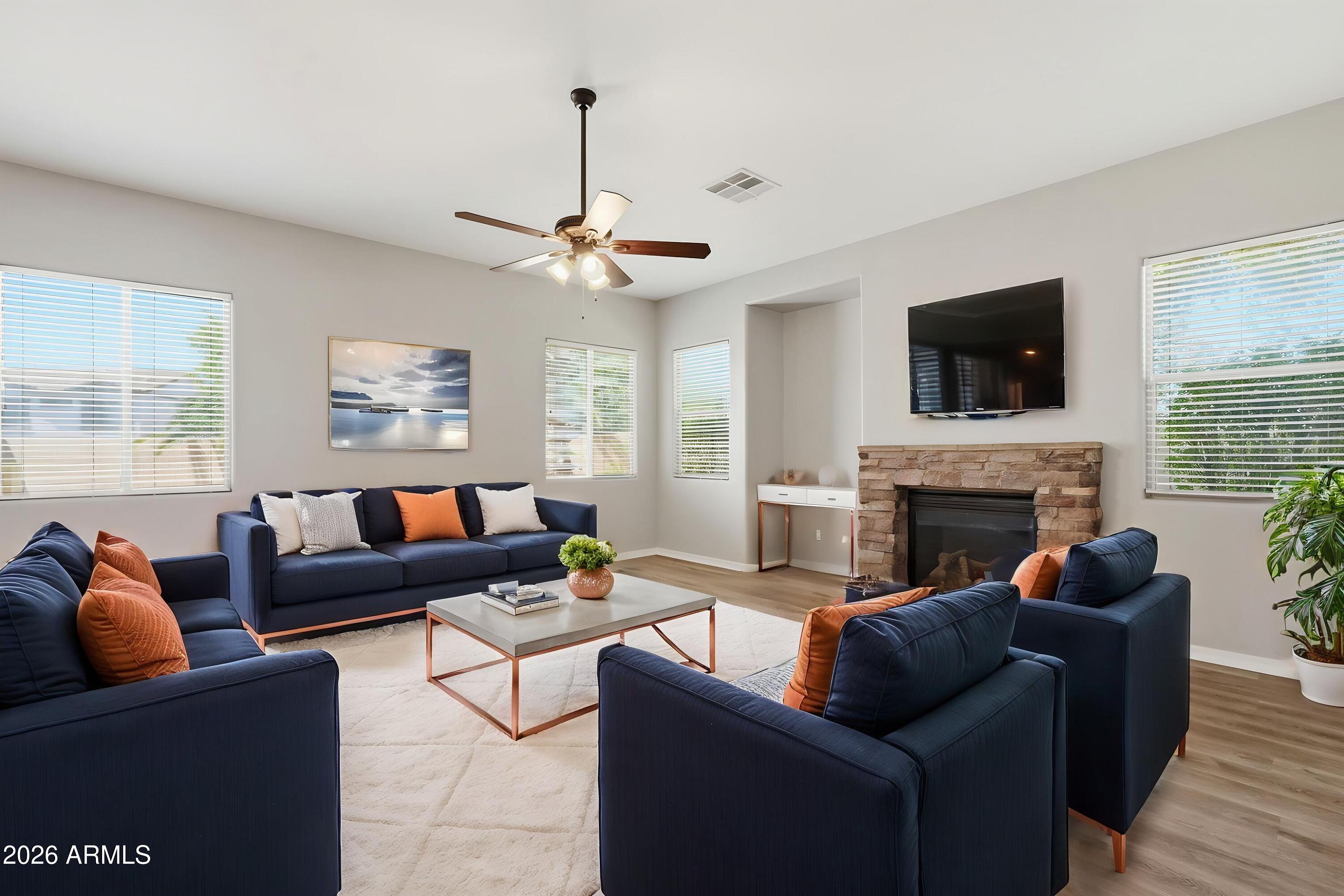 4626 S MARBLE Street