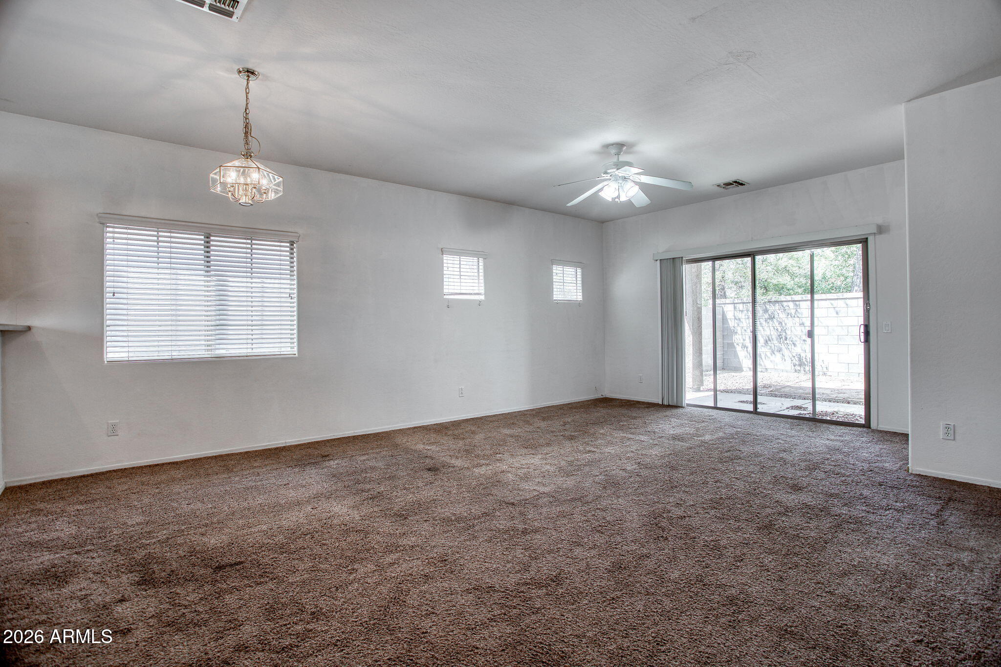 554 E SAN CARLOS Way