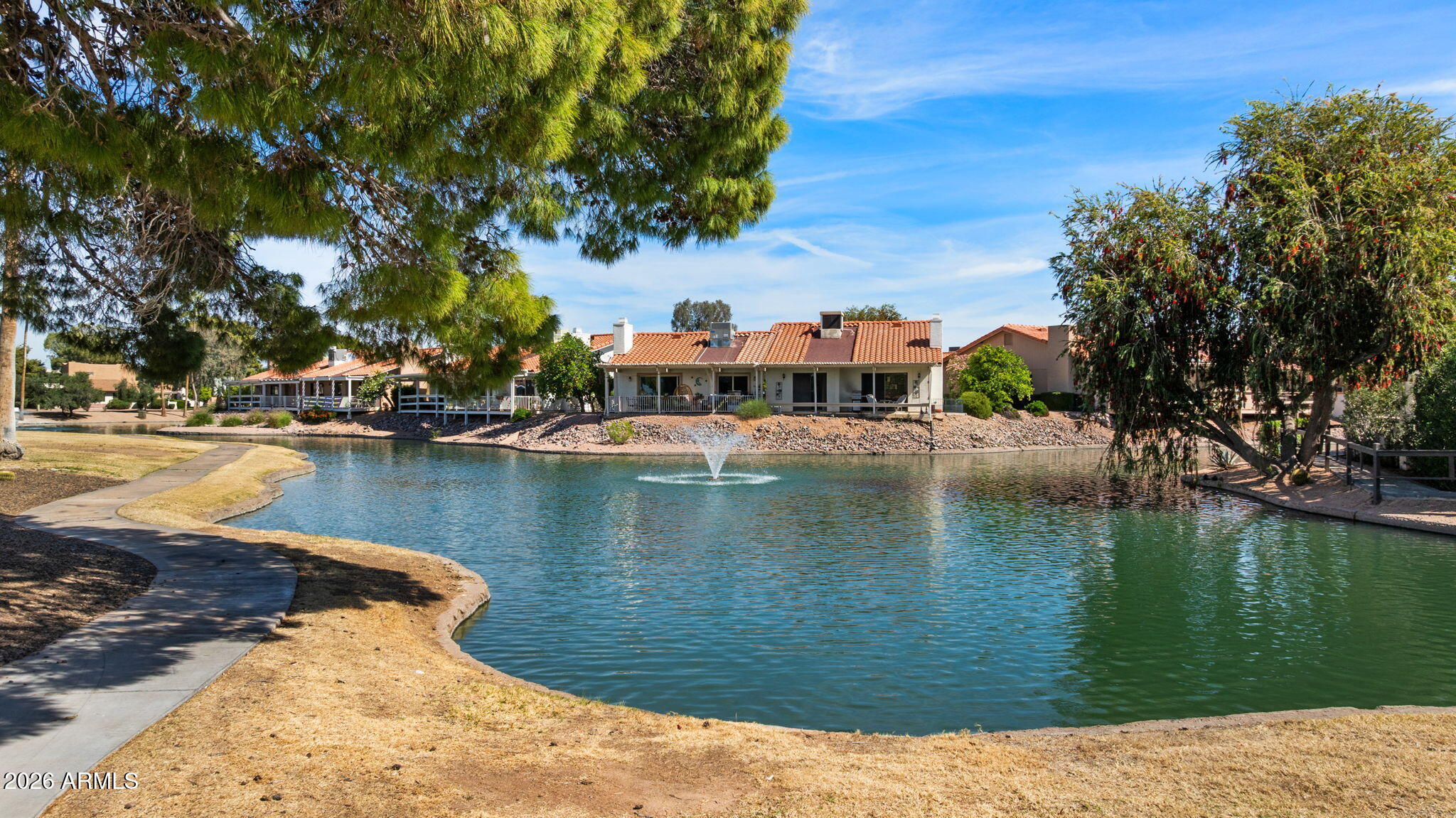 689 LEISURE WORLD --