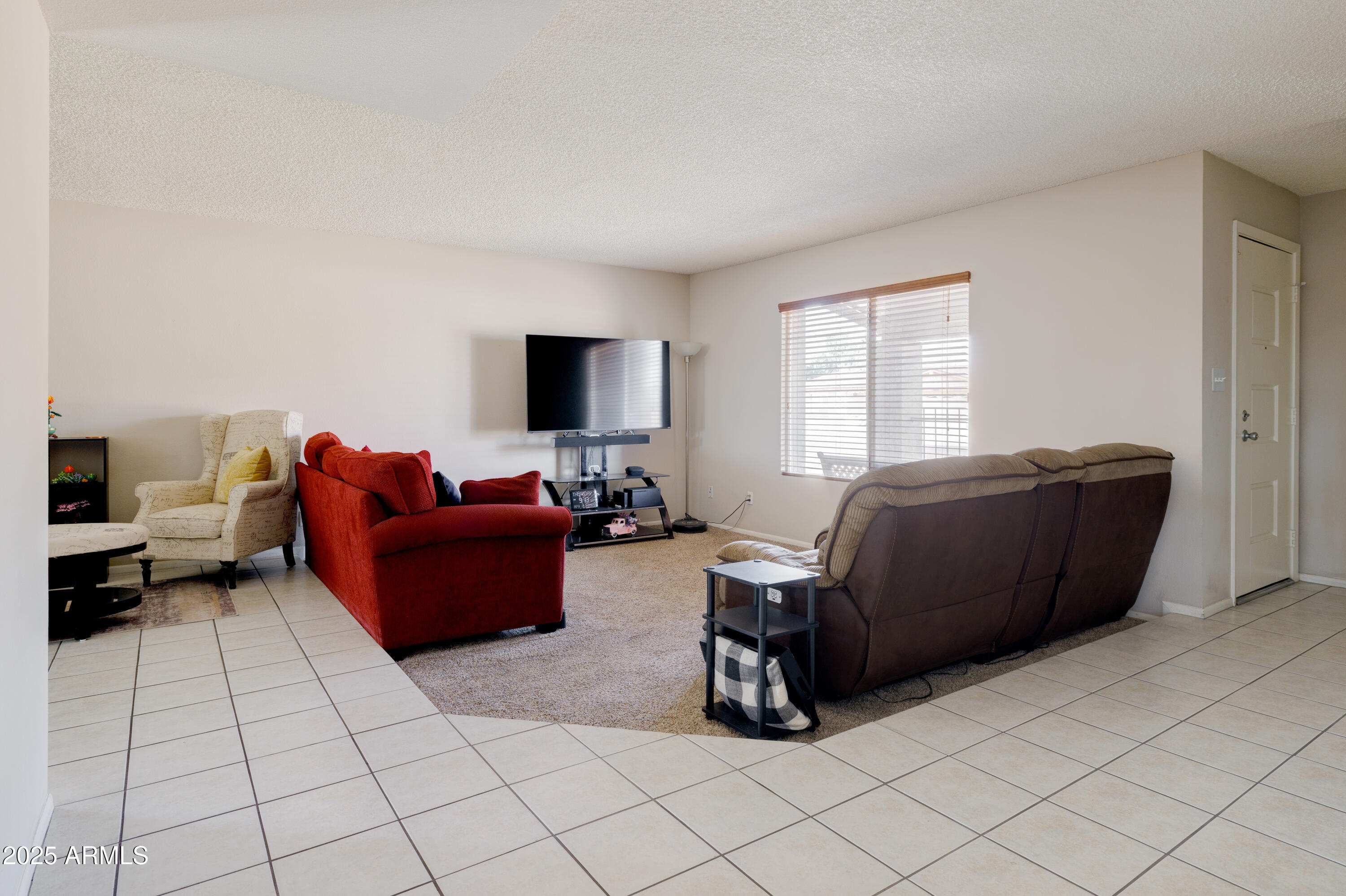 3821 W WOODRIDGE Drive
