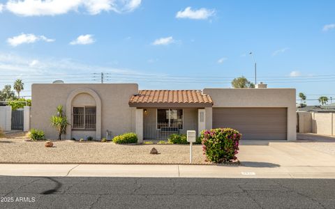 3821 W WOODRIDGE Drive Glendale AZ 85308