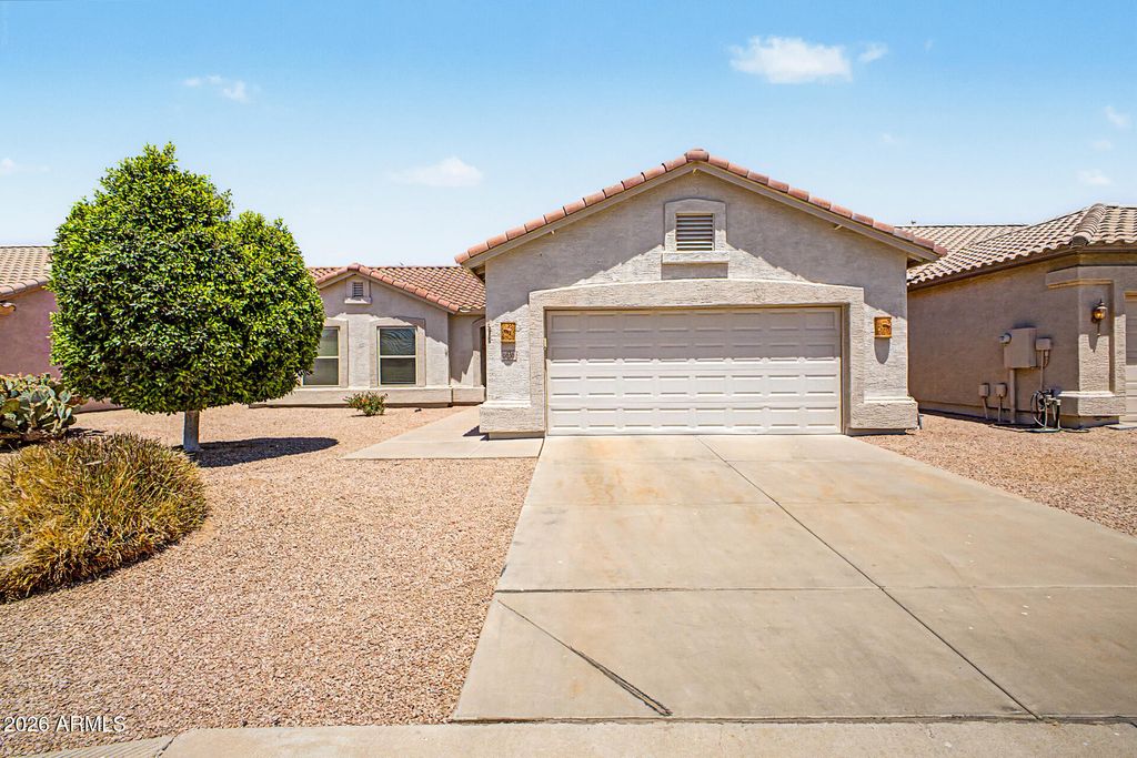 Photo of 6836 S Tamarron Way, Chandler, AZ 85249 (MLS # 7038345)