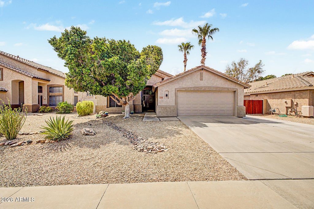 Photo of 1144 S Nielson Street, Gilbert, AZ 85296 (MLS # 7073456)