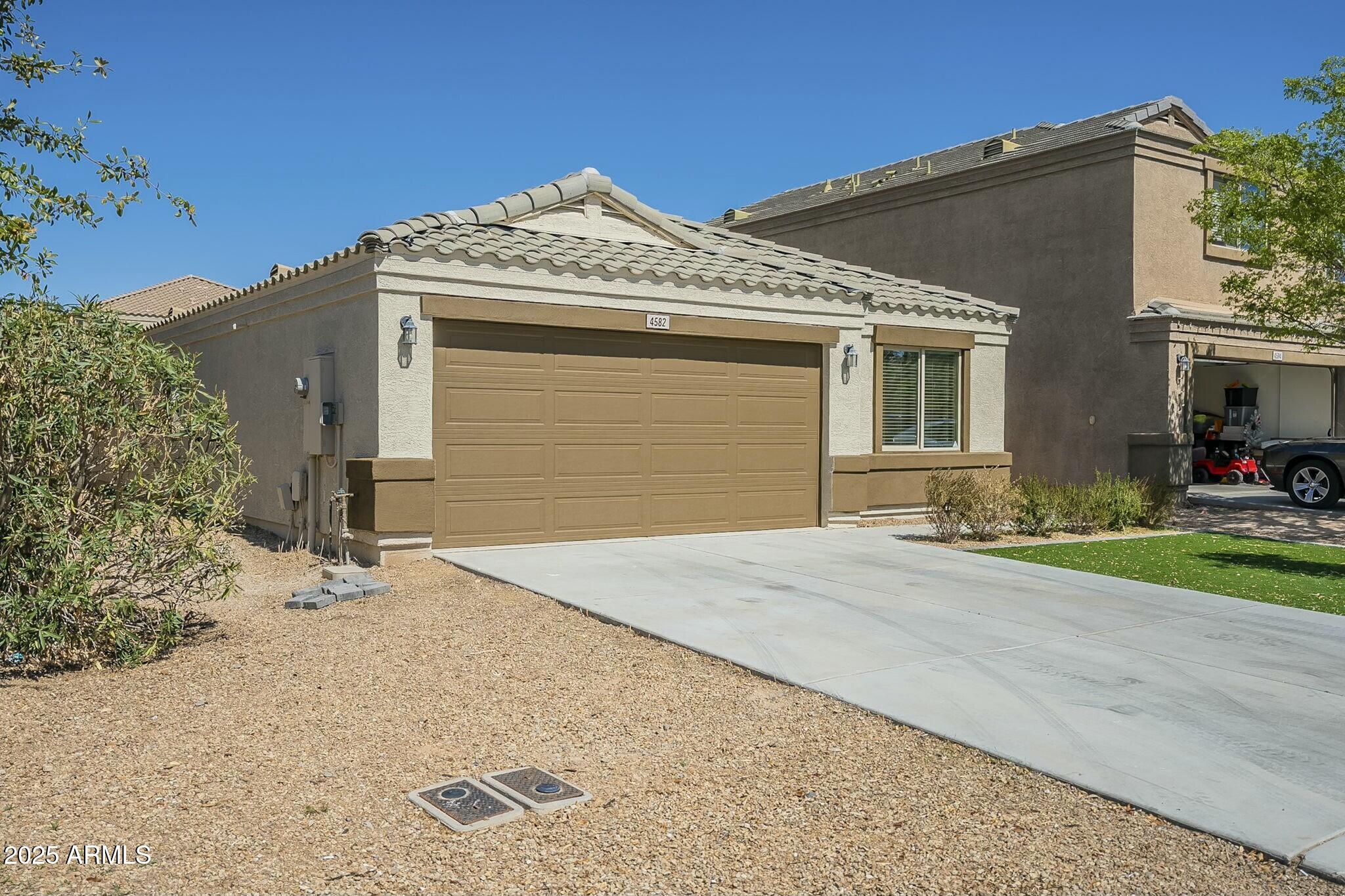 4582 E JADEITE Drive