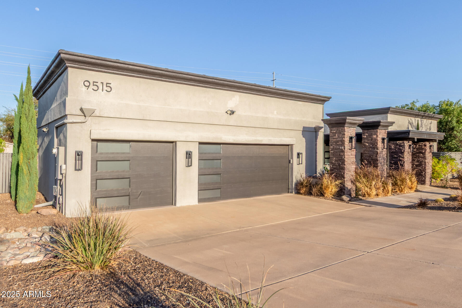 9515 N 47TH Street