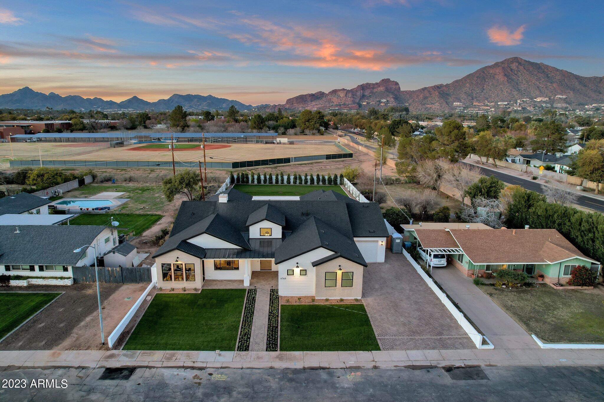 Hacienda Del Campo - Residential