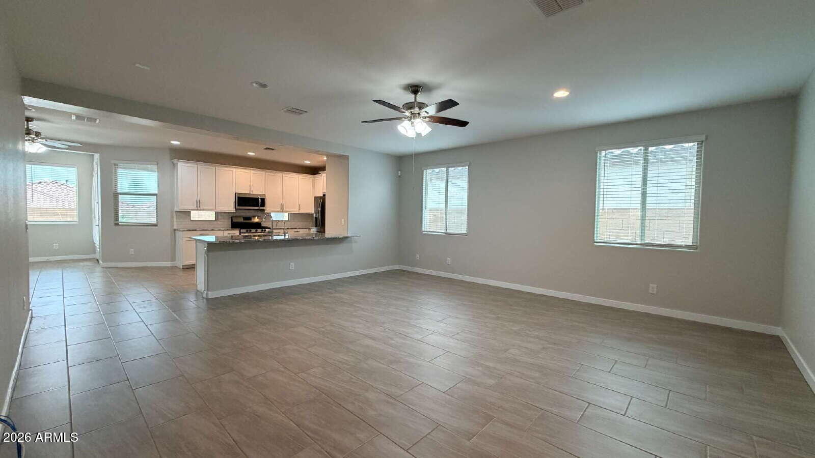 1614 W CORRAL Road