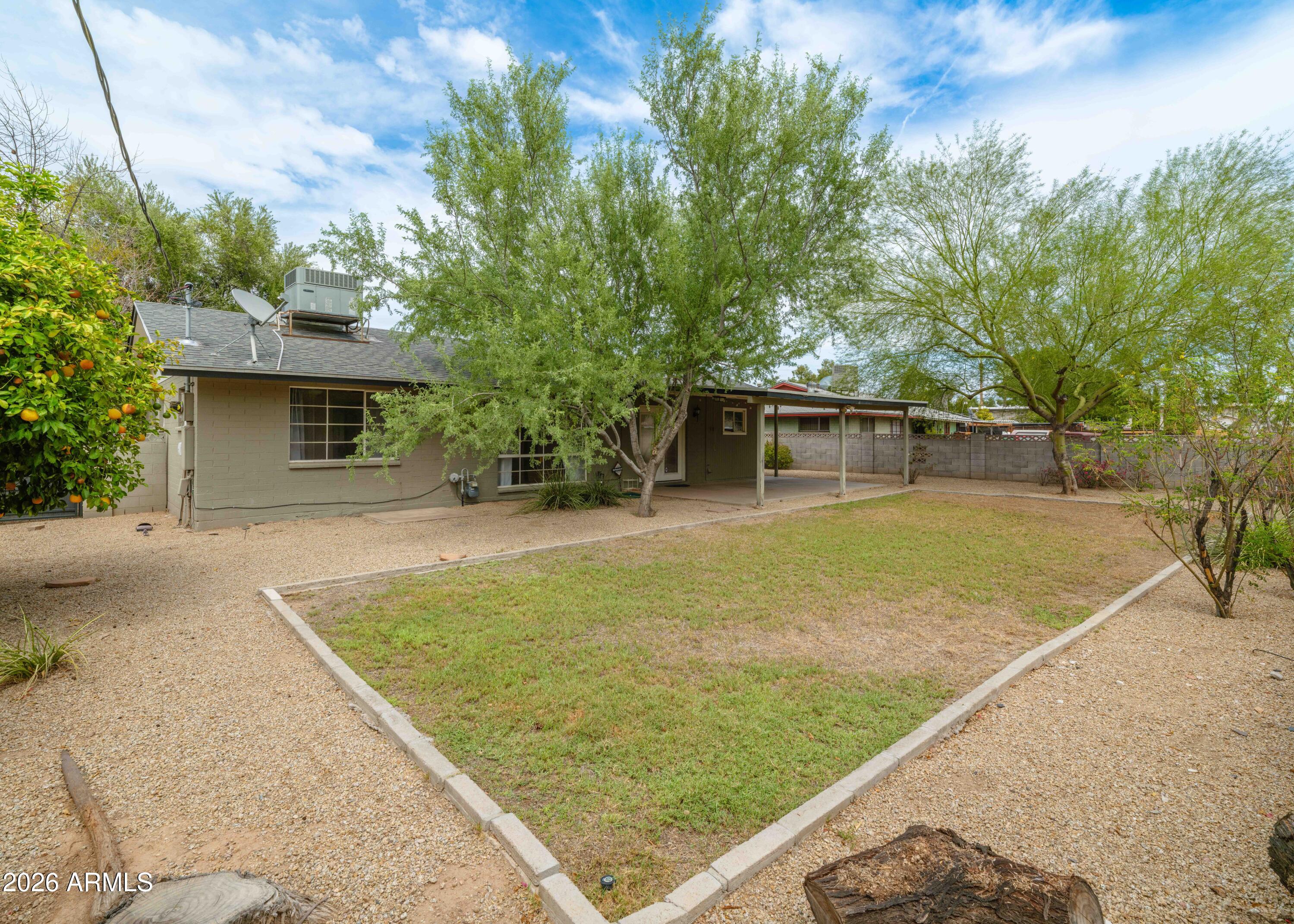 1203 W ORANGE Drive