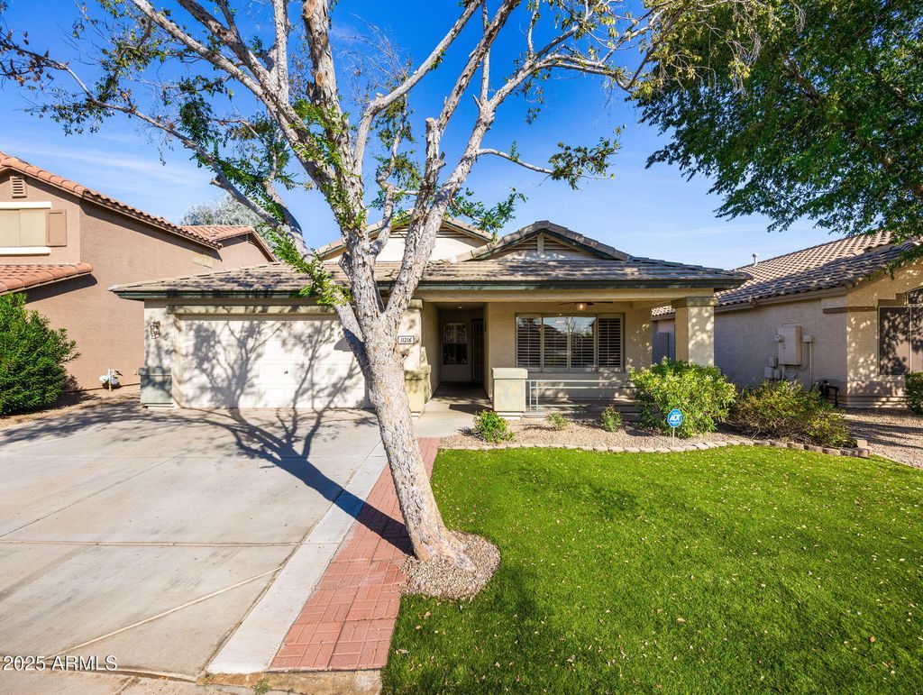 Photo of 11216 W Roanoke Avenue, Avondale, AZ 85392 (MLS # 6947699)